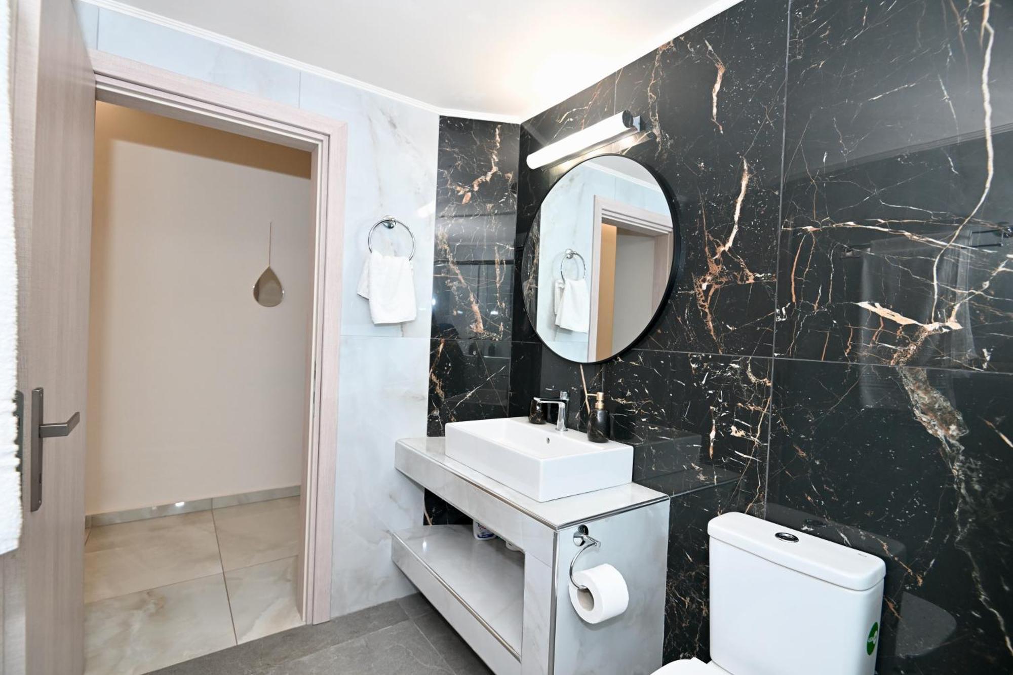 Harmony Seaside House Apartment Ialysos  Bagian luar foto